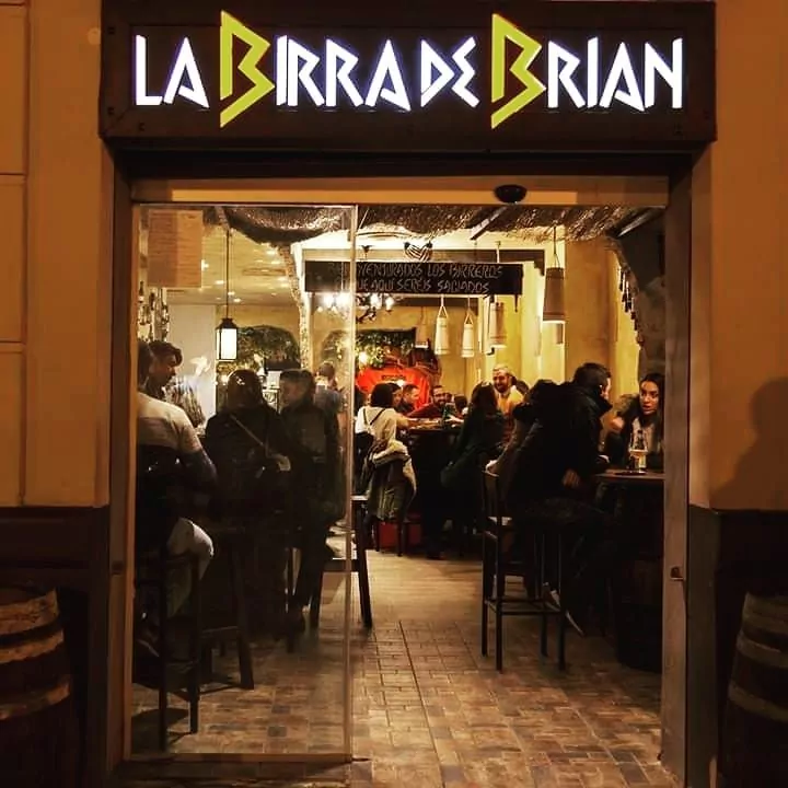 Naming original para Cervecería: la birra de Brian